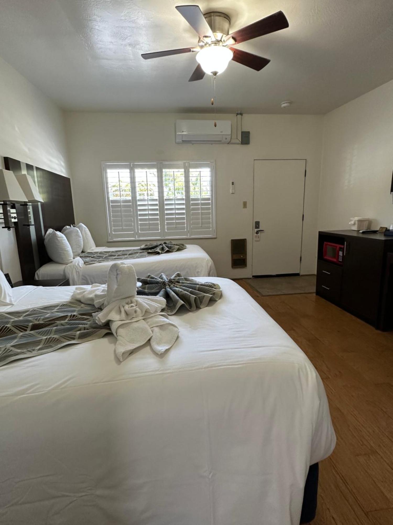 Cambria Palms Motel Eksteriør billede