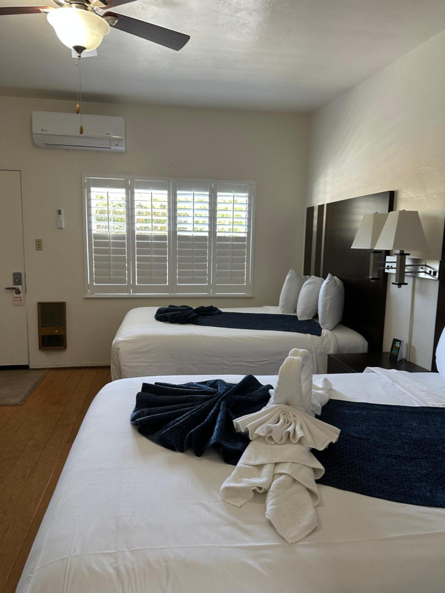 Cambria Palms Motel Eksteriør billede