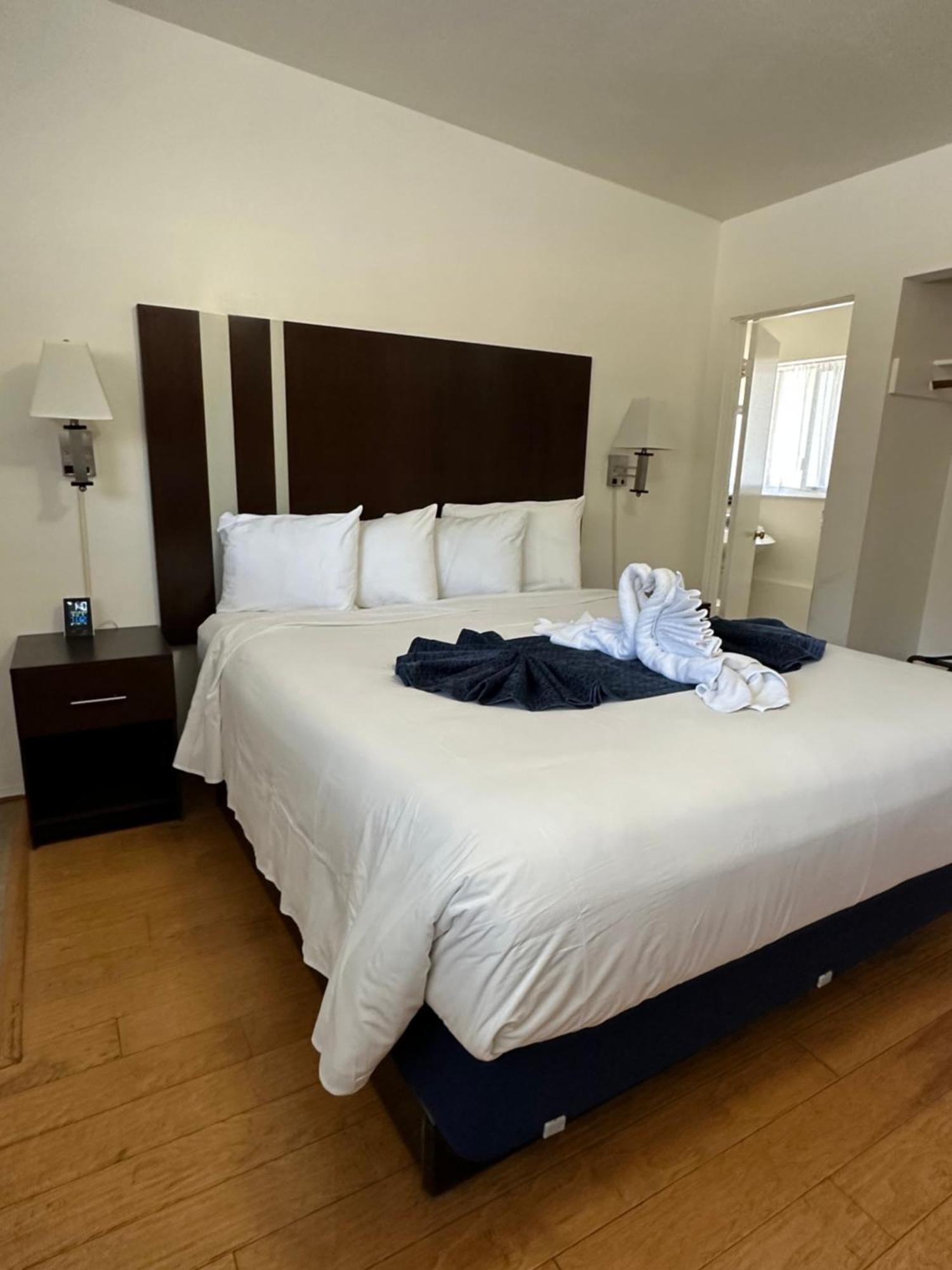 Cambria Palms Motel Eksteriør billede
